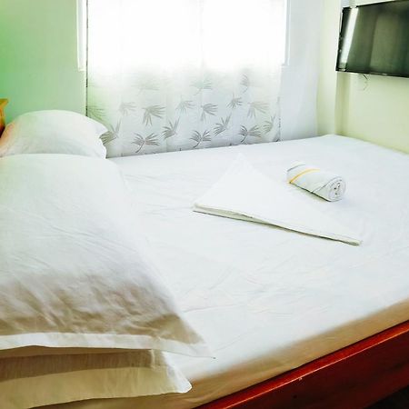 Reddoorz At D128 Lodge Cagayan Valley Tuguegarao Exterior foto