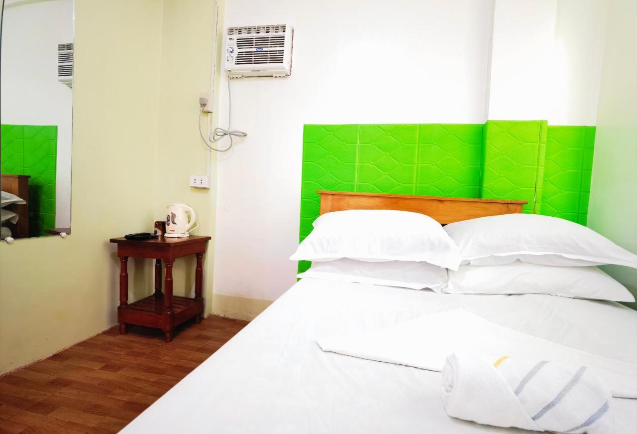 Reddoorz At D128 Lodge Cagayan Valley Tuguegarao Exterior foto