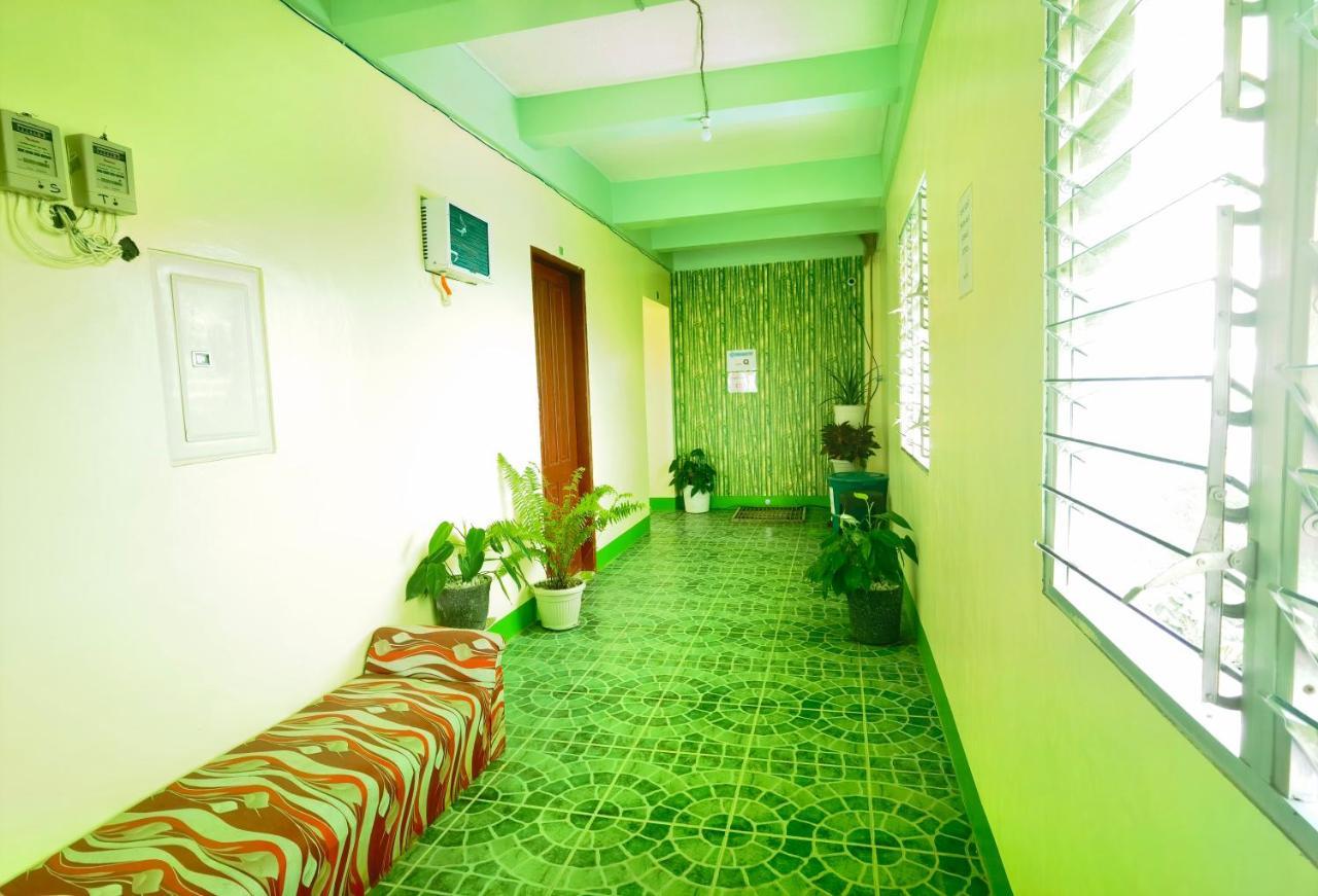 Reddoorz At D128 Lodge Cagayan Valley Tuguegarao Exterior foto