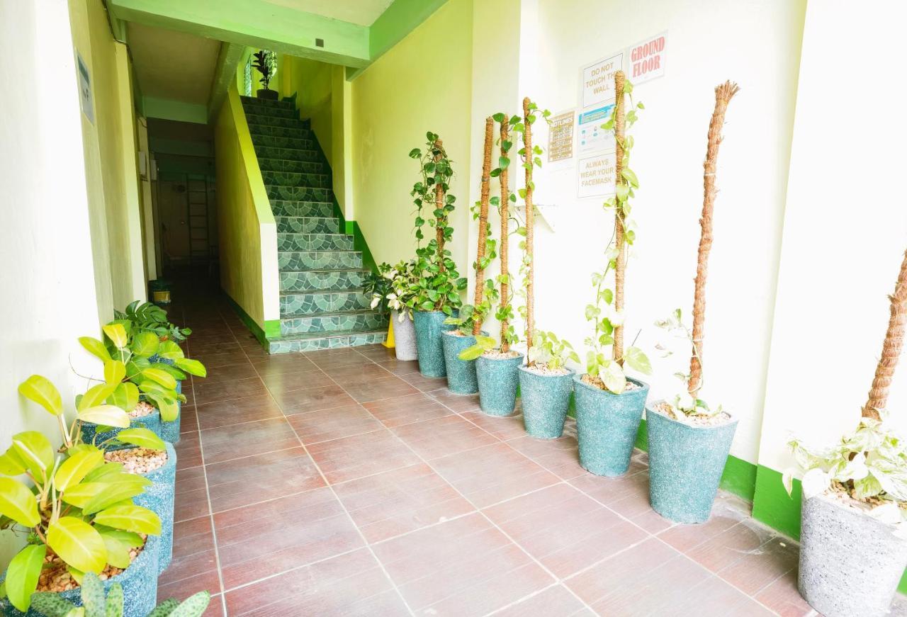 Reddoorz At D128 Lodge Cagayan Valley Tuguegarao Exterior foto