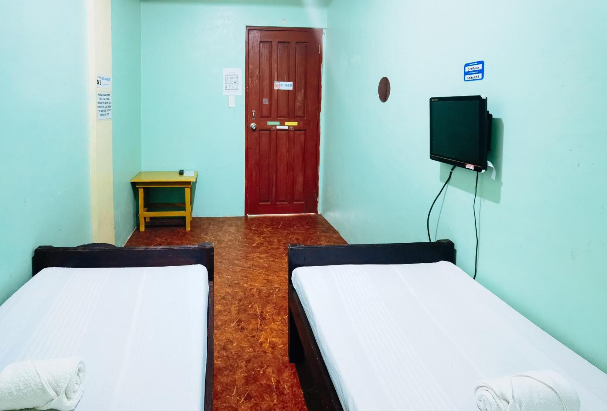 Reddoorz At D128 Lodge Cagayan Valley Tuguegarao Exterior foto